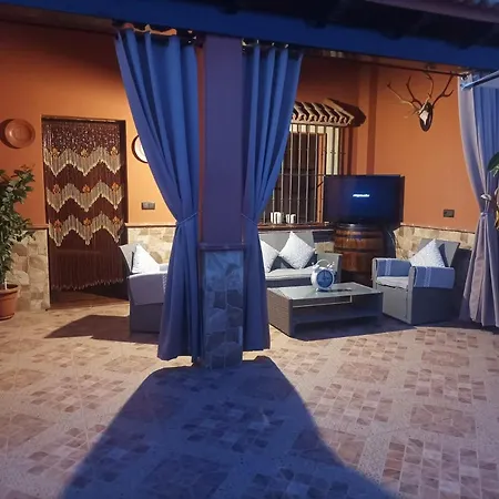 Casa El Albero Дом отдыха Ла-Хойа